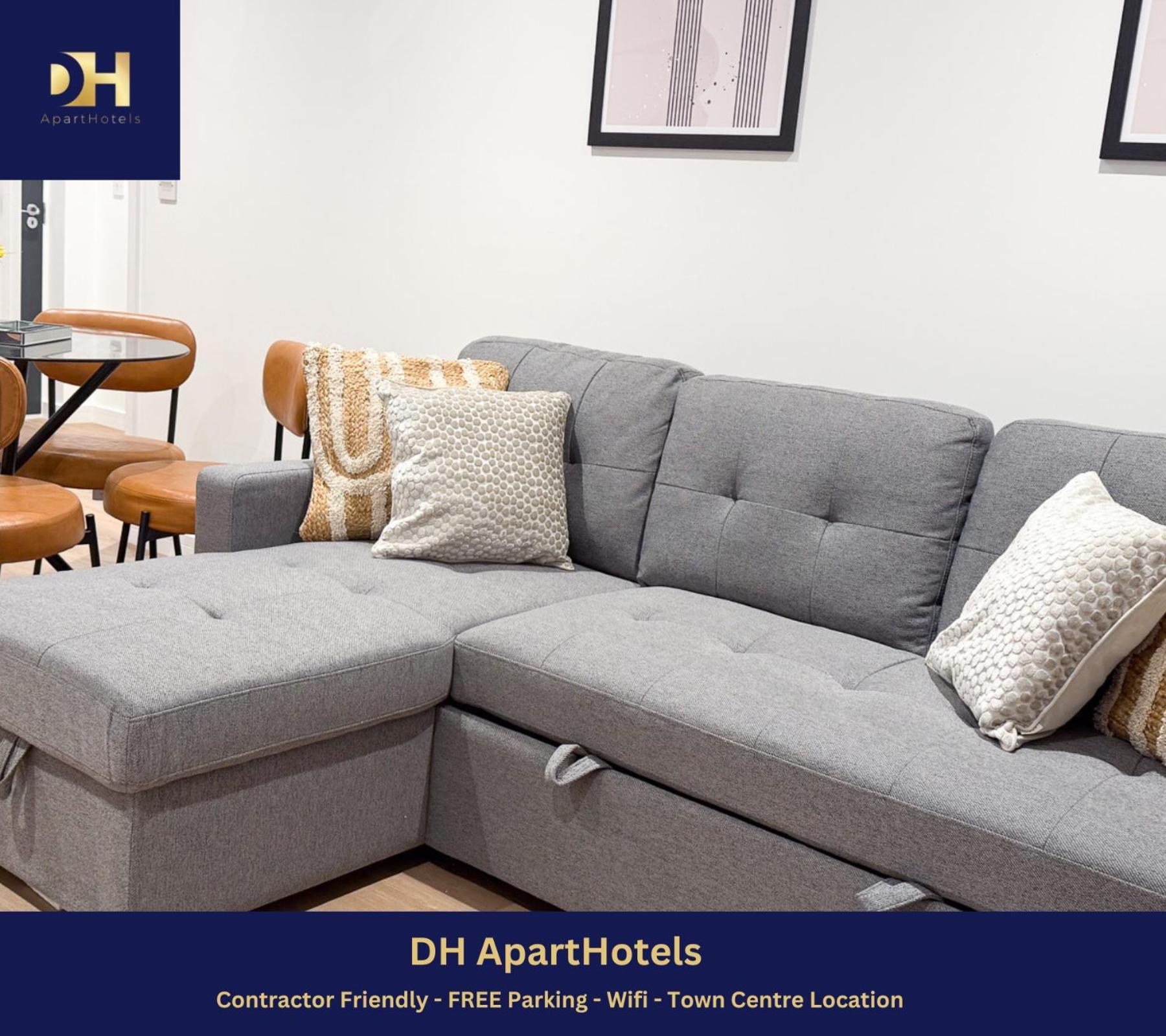 Spacious Modern 1 Bed In - Perfect For Contractors & Professionals - Free Parking - Wifi - Fully Equipped Kitchen - Smart Tv Ideal For Work And Long Projects Appartamento