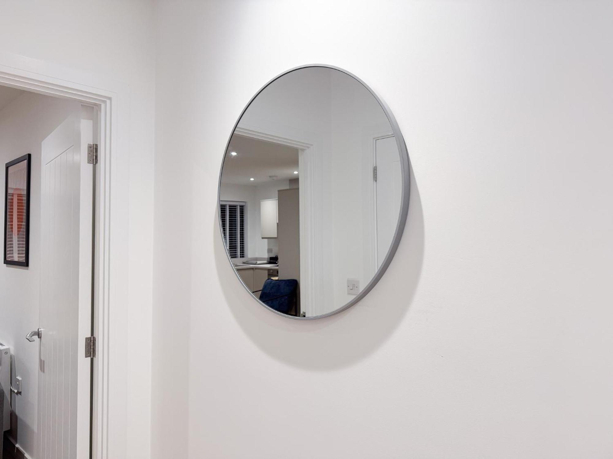 Spacious Modern 1 Bed In - Perfect For Contractors & Professionals - Free Parking - Wifi - Fully Equipped Kitchen - Smart Tv Ideal For Work And Long Projects * Saint Neots